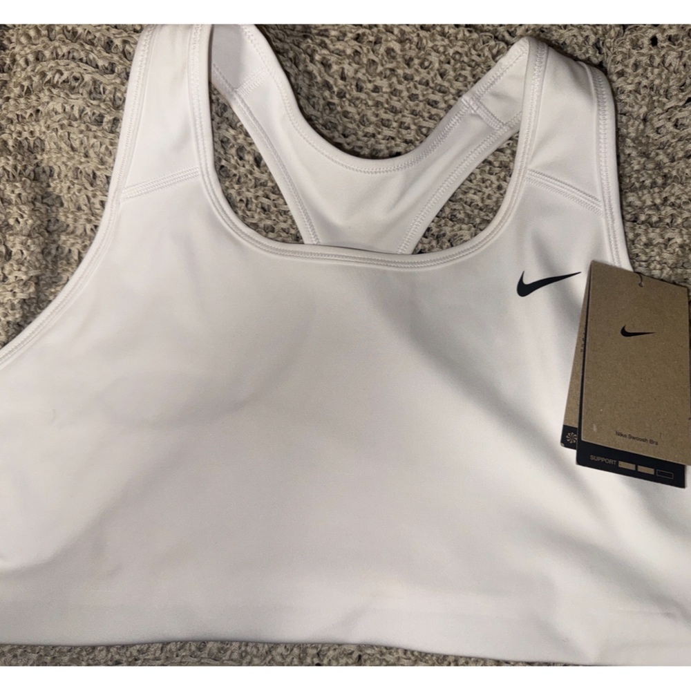 NWT Women’s Bra (XL) $32